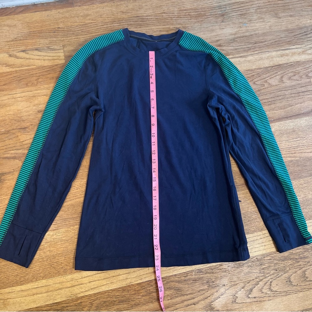 Lululemon Metal Vent Tech Long Sleeve Shirt Navy Blue Green Stripe Size S/M - Picture 9 of 11